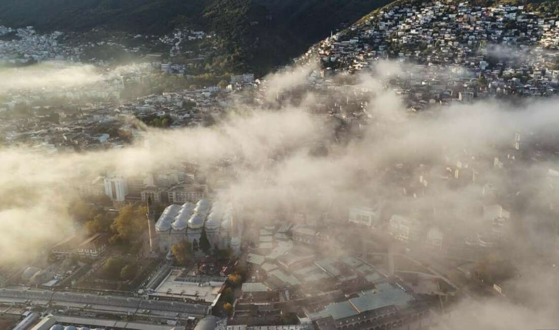 Bursa güne sisle uyandı Bursa güne sisle uyandı. Dün