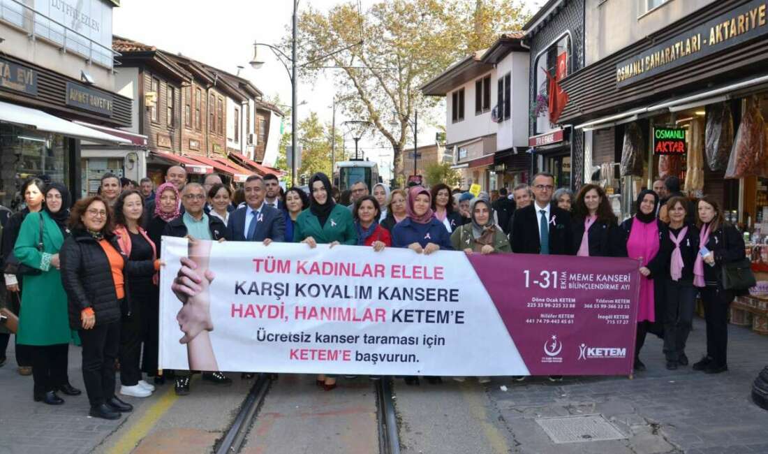 Bursa surlarında ‘Meme kanseri’ farkındalığı Bursa İl Sağlık Müdürlüğü tarafından,