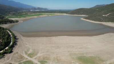 Bursa tarımının kalbi Gölbaşı ve Demirtaş Barajları kurudu