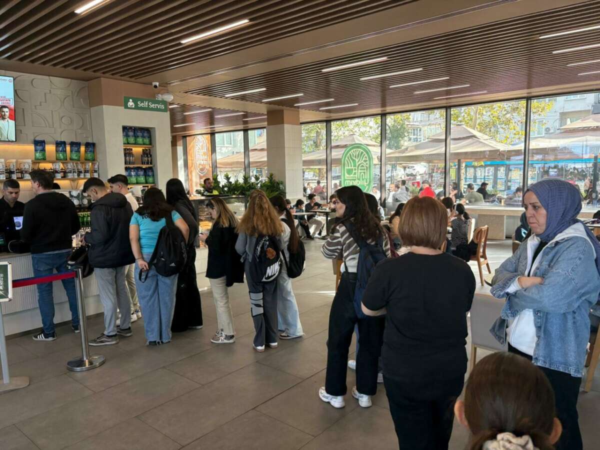 Bursa’da gençlerin yeni buluşma noktası: Yıldırım Kafe! İşte fiyatlar ve detaylar…