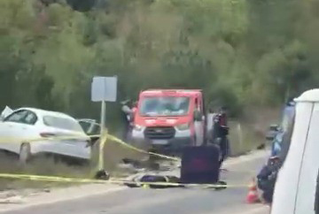  Bursa’da otomobil ile motosiklet kafa kafaya çarpıştı: 1 ölü, 1 yaralı