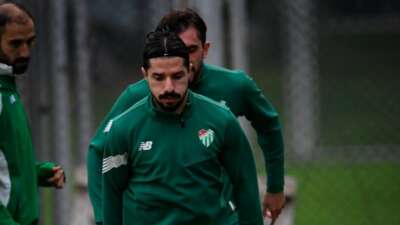  Bursaspor, Tahsin Tam yönetiminde ilk antrenmanını yaptı