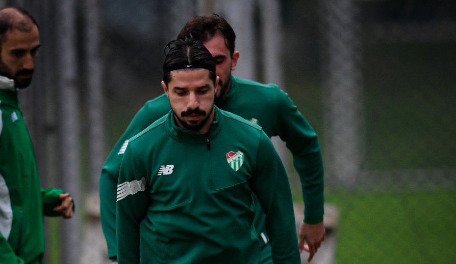  Bursaspor, Tahsin Tam yönetiminde ilk antrenmanını yaptı