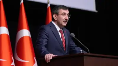 Cevdet Yılmaz: 2025’te yüzde 3,3, 2026’da yüzde 3,8 büyüme hedefliyoruz