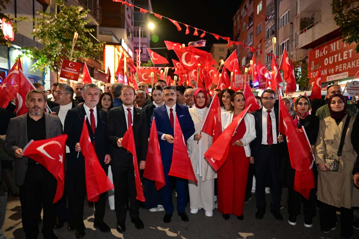 Cumhuriyet’in 102. Yılı Yıldırım’da Büyük Coşkuyla kutlandı