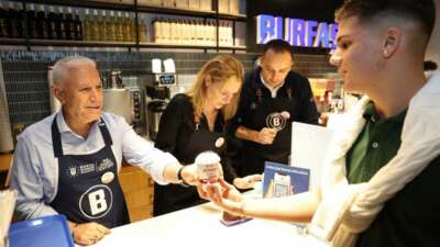 Cumhuriyet’in sıcaklığı Bursa’da paylaşıldı