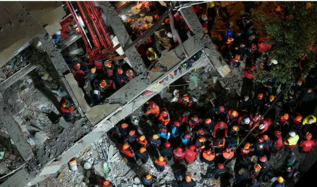 Kocaeli'nin Gebze ilçesinde çöken