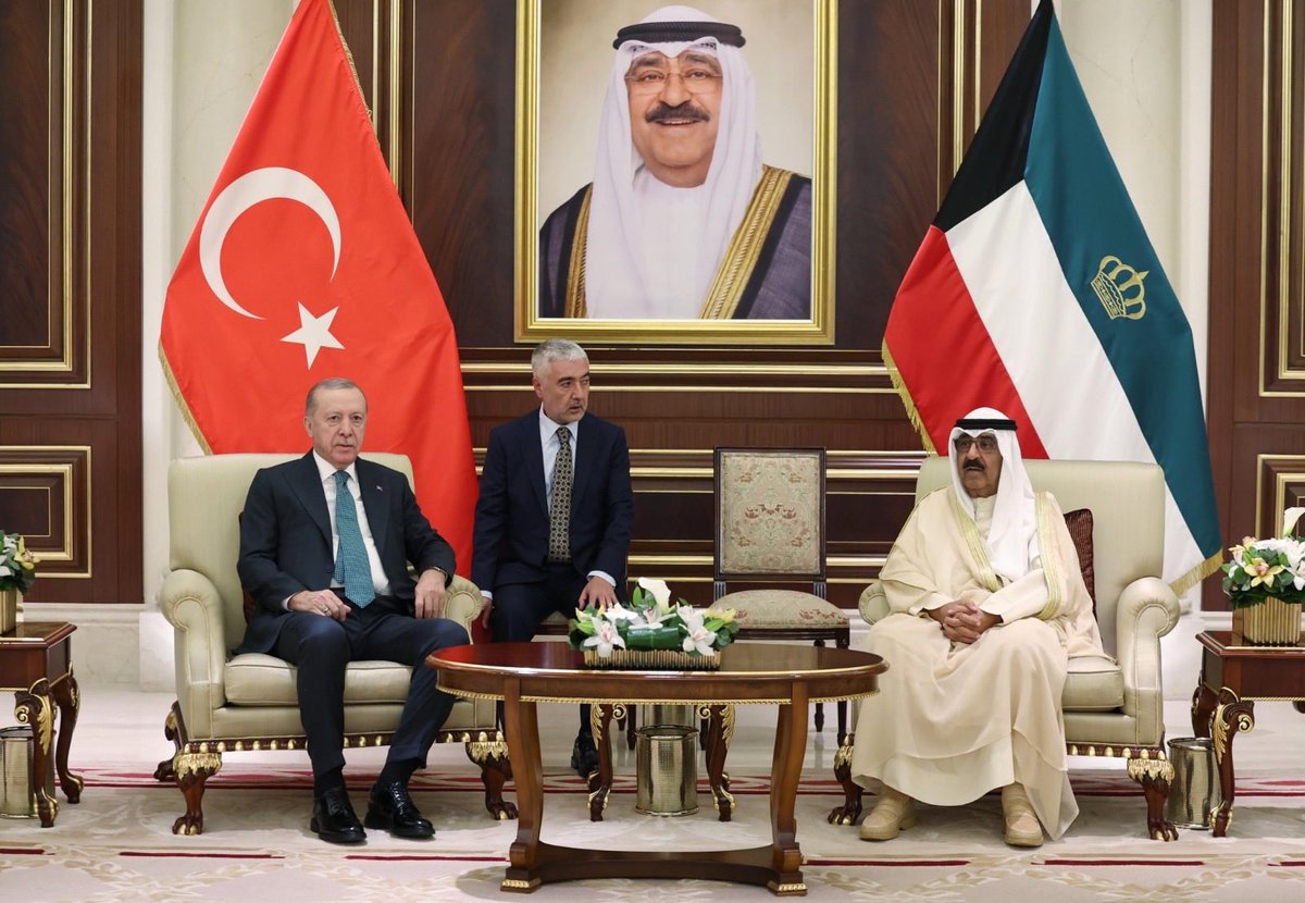 Erdoğan, Kuveyt Emiri ile bir araya geldi