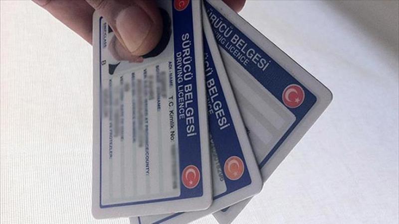 Eski tip ehliyetler için son 10 gün: Yenilemezseniz ücreti katlanacak