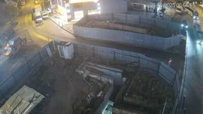 Gebze’deki binanın yıkılma anı kamerada