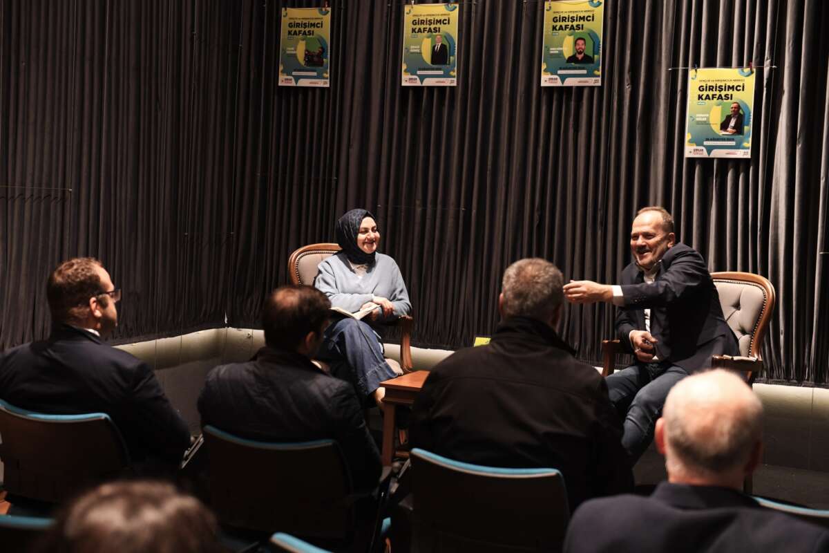 Gençler Girişimci Kafası’nda Tecrübeyle Buluştu