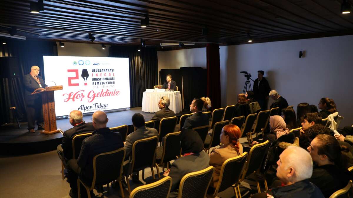 İnegöl Şehir Araştırmaları Sempozyumu’nda ikinci gün yoğun ilgi