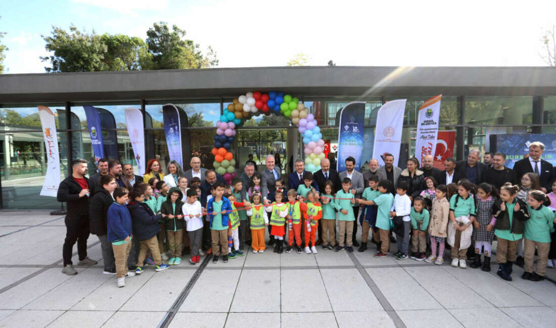İnegöl’de Bilim Şöleni başladı İnegöl Belediyesi ile İl
