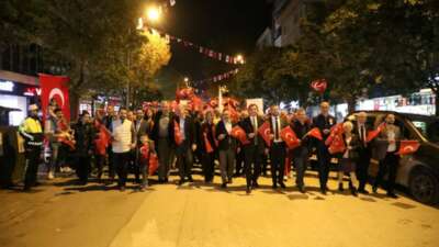 İnegöl’de Cumhuriyet Coşkusu meydanlara taştı