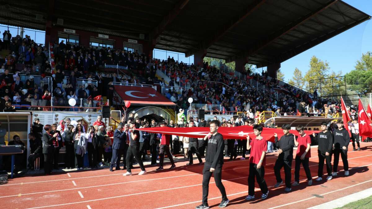 İnegöl’de Cumhuriyet coşkusu