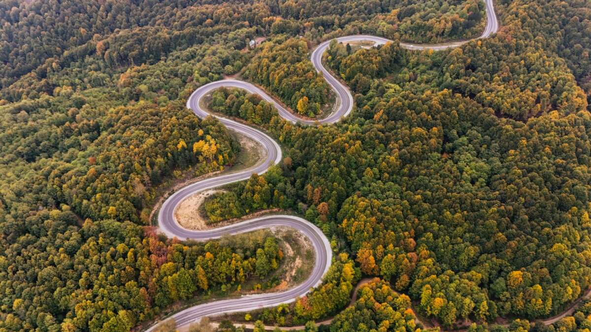 İnegöl’de sonbaharın renk cümbüşü başladı