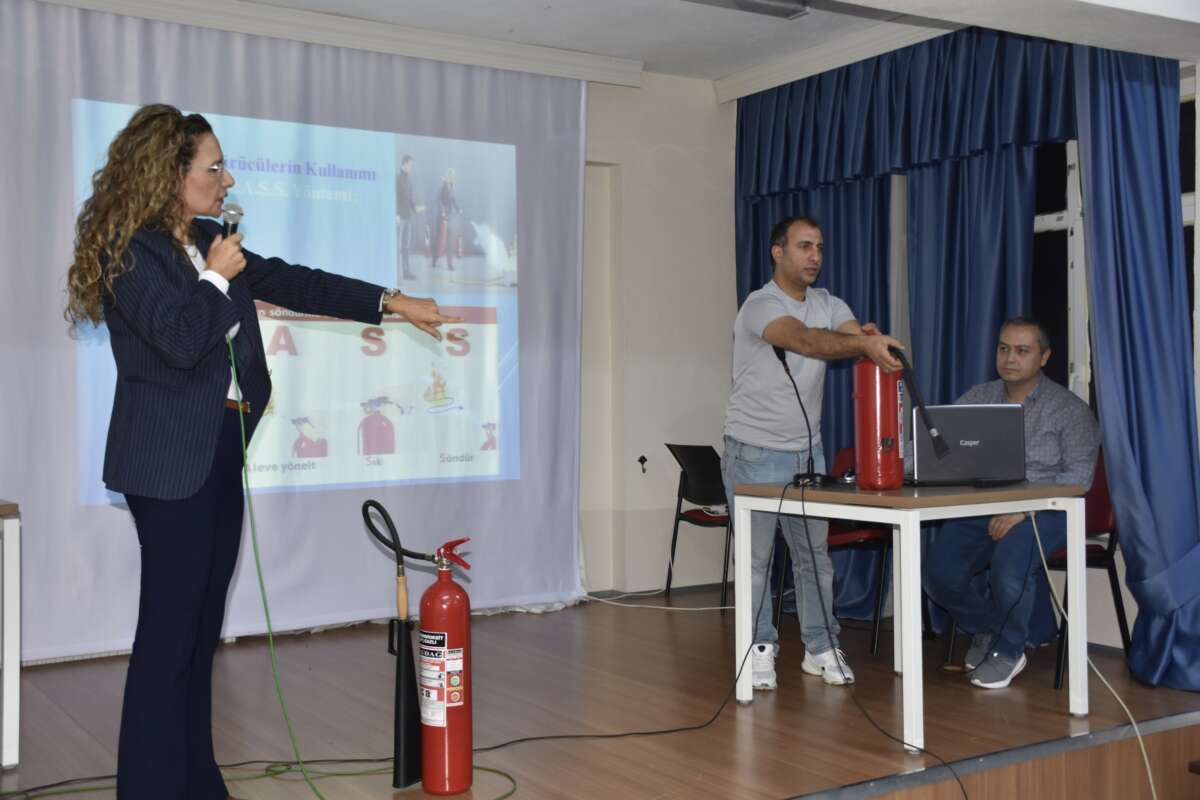 Karacabey Belediyesi’nden öğrencilere ‘yangın eğitimi’