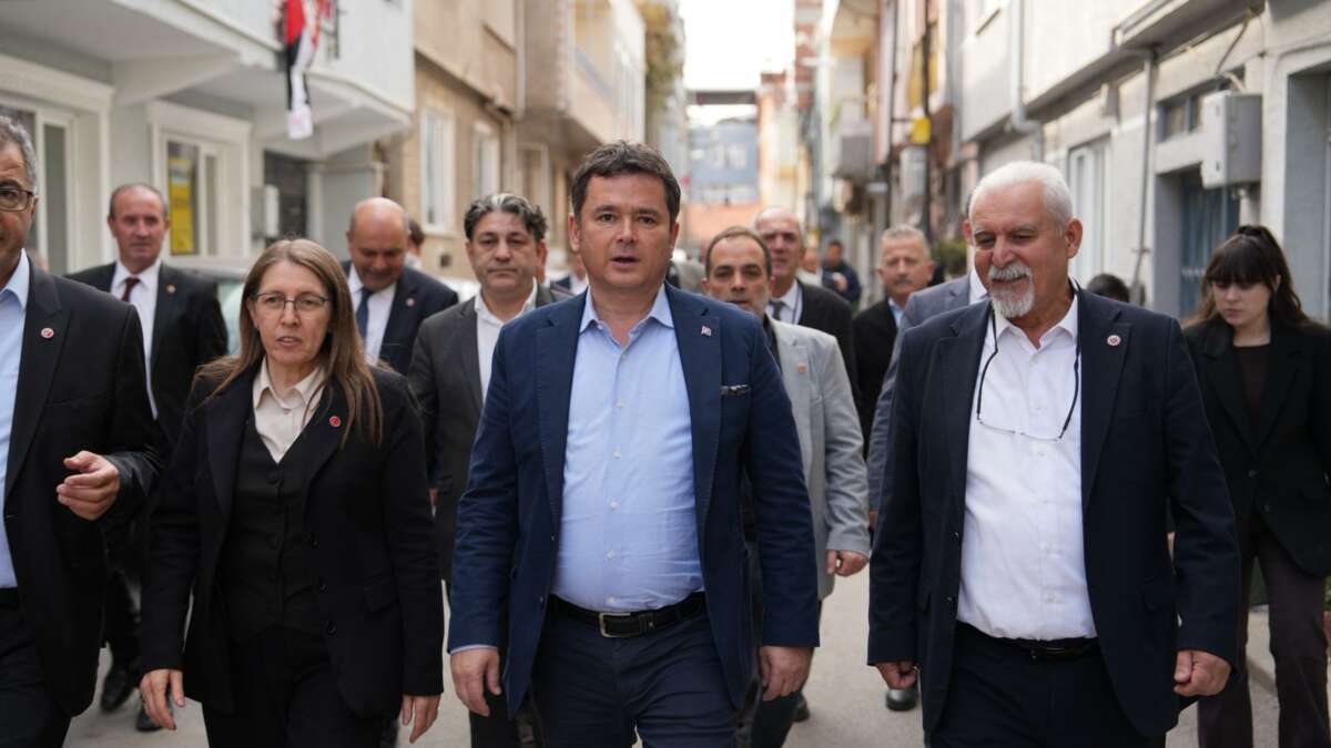 Başkan Erkan Aydın’dan Altınova Mahallesi’ne ziyaret