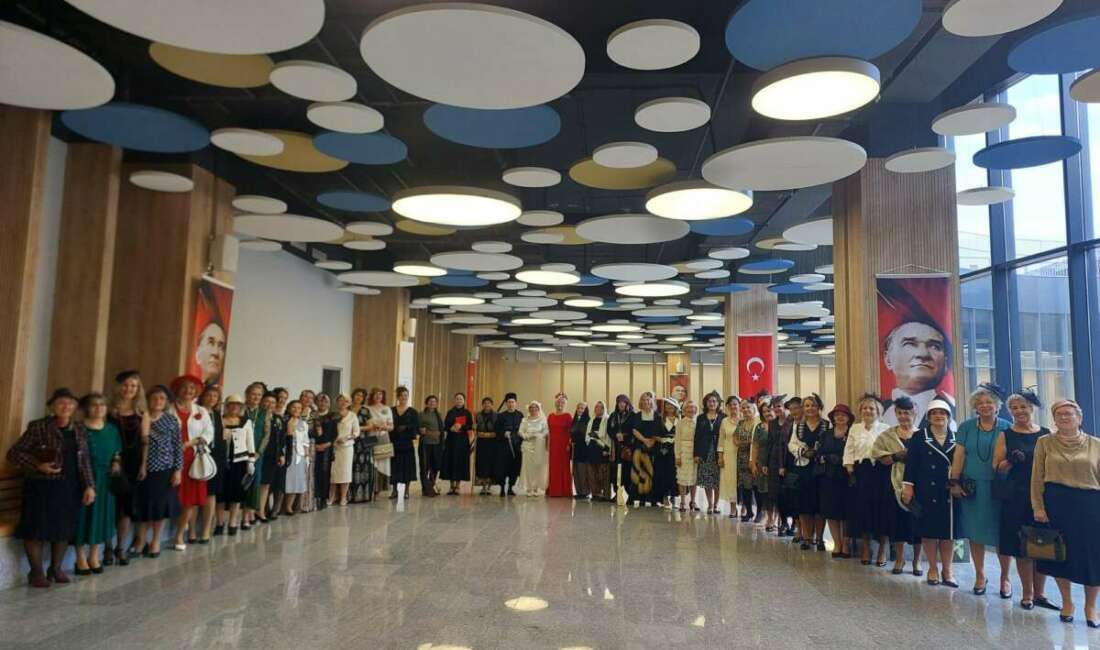 Bursa Nilüfer Kadın Korosu'nun Cumhuriyetin