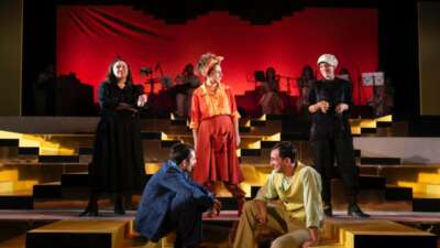 Nilüfer Kent Tiyatrosu’ndan “Lüküs Hayat” ile görkemli sezon açılışı