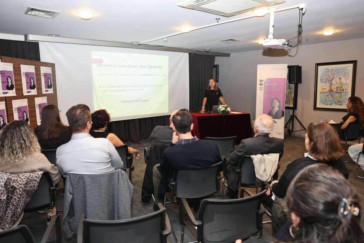 Nilüfer’de Cumhuriyet ve eğitim vizyonu konuşuldu