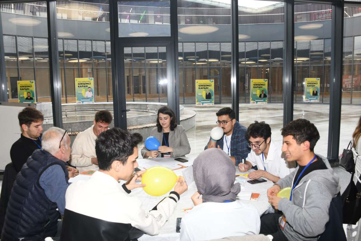 Osmangazi’de gençleri girişimciliğe teşvik eden çalıştay
