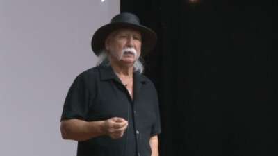 Prof. Dr. Üşümezsoy: “7.8’lik deprem için 400 km gerekir, Marmara Denizi ise 150 km”