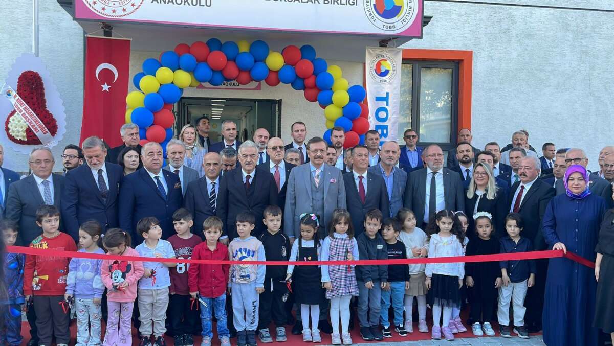 Rıfat Hisarcıklıoğlu Gemlik’te TOBB Anaokulu açılışına katıldı