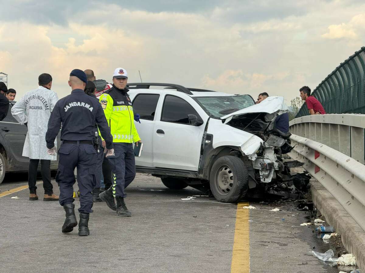 Sakarya Otoyolu’nda feci kaza: Görevdeki 2 Jandarma şehit oldu