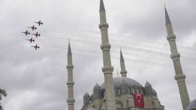 Türk Yıldızları Edirne’de nefes kesti