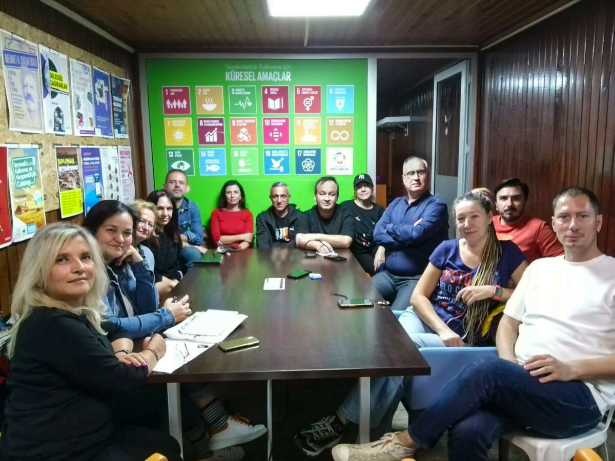 Nilüfer’de Fotoğrafın İzinde: Vizör Grubu’ndan İnteraktif Sergi ve Söyleşi