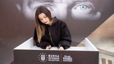 Cumhuriyetimizin kurucusu Ulu Önder Gazi