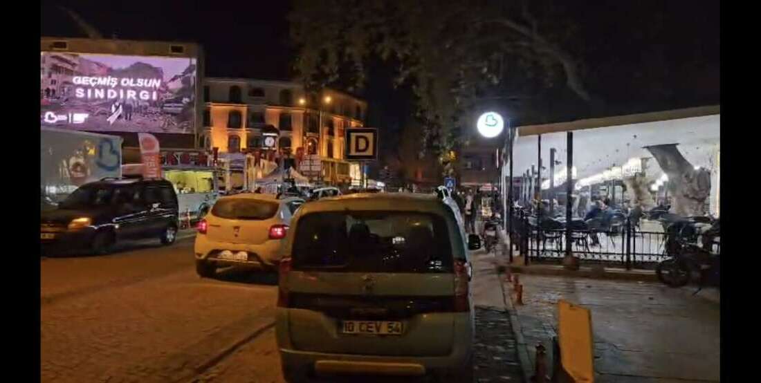 Sındırgı’da deprem paniği Balıkesir Sındırgı'da 19.15'te yaşanan