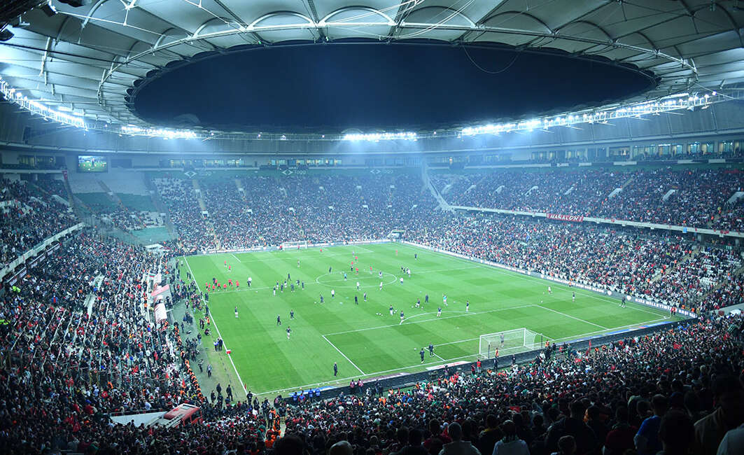 Bursa’da stat kırmızı-beyaza boyandı! Resmî taraftar sayısı açıklandı Bursa’da oynanan Türkiye–Bulgaristan Dünya