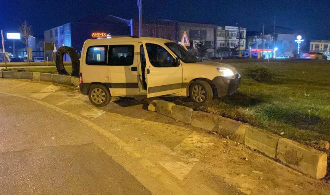 Bursa’da polisin ‘dur’ ihtarına uymadı, yakalanınca cezadan kaçamadı Bursa'nın İnegöl ilçesinde polisin