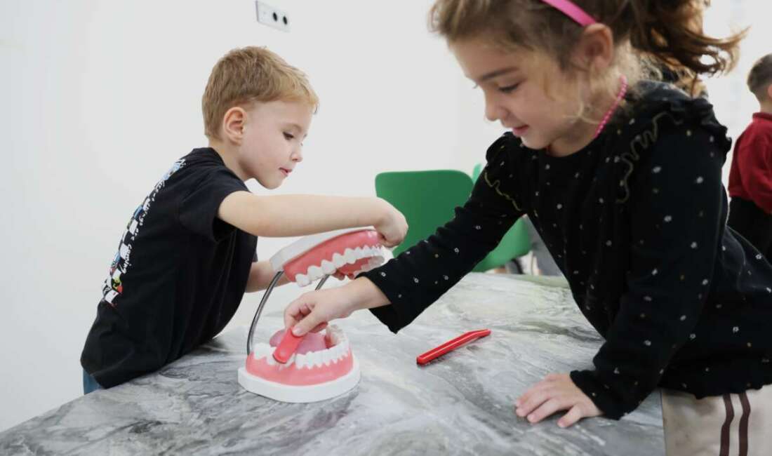 Osmangazi’de minikler sağlıklı gülüşlerin sırrını öğrendi