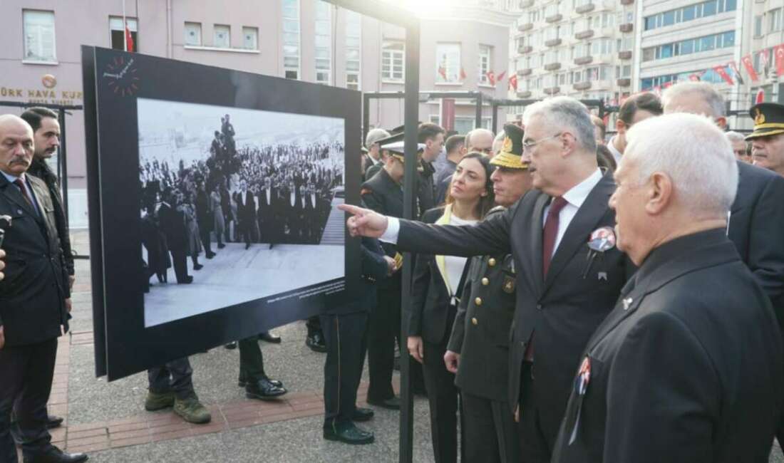 Atatürk, ölümünün 87. yılında Bursa’da anıldı Türkiye Cumhuriyeti’nin kurucusu Gazi
