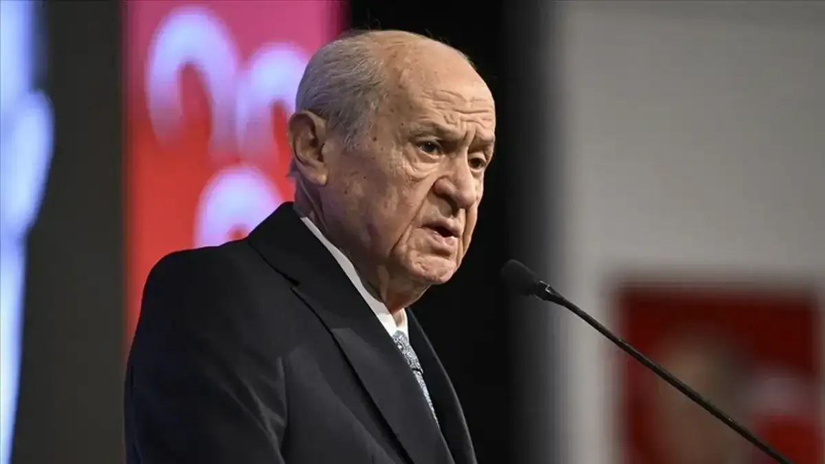 Bahçeli’den 10 Kasım mesajı: “Atatürk’ü minnetle anıyoruz”