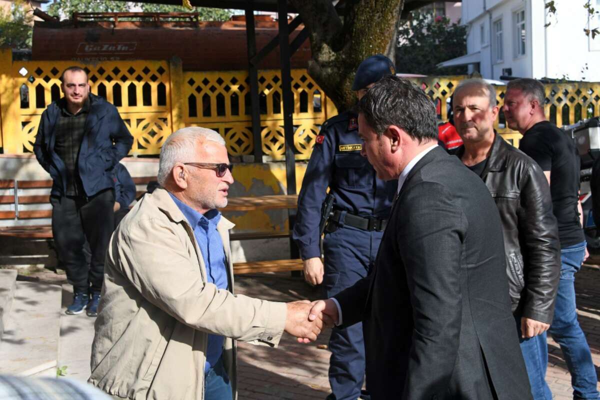 Başkan Aydın’ın Cuma Durağı bu kez Çağlayan mahallesi oldu