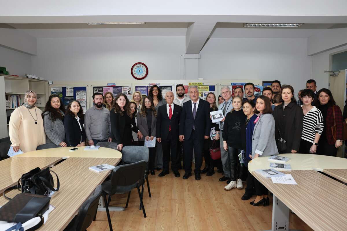 Başkan Bozbey’den öğretmenlere anlamlı ziyaret