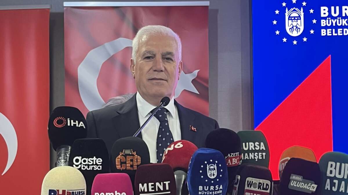 Bozbey’den makam aracı tartışması, su zammı ve çevre projelerine net açıklamalar