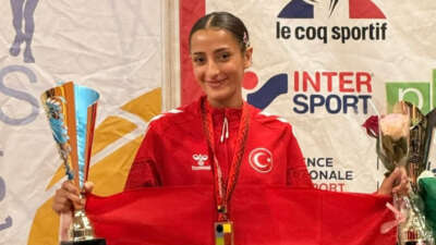 Bursa Büyükşehir Belediyesporlu Nazmiye Ak,