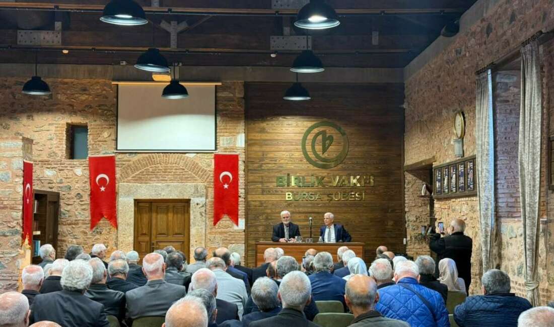 Bursa’da 40 yıl sonra buluştular Uludağ Üniversitesi İlahiyat Fakültesi’nin