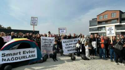 Bursa’da Atış Yapı mağdurları, yarım