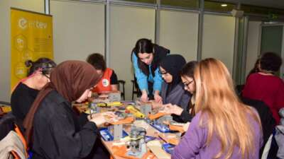 Bursa’da “Birlikte Öğren, Birlikte Güçlen” atölyeleri başladı