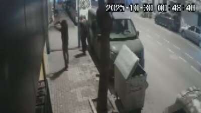 Bursa’da maskeli bir saldırgan, restoran