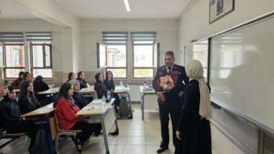 Bursa’da Şehit kızı öğretmen unutulmadı