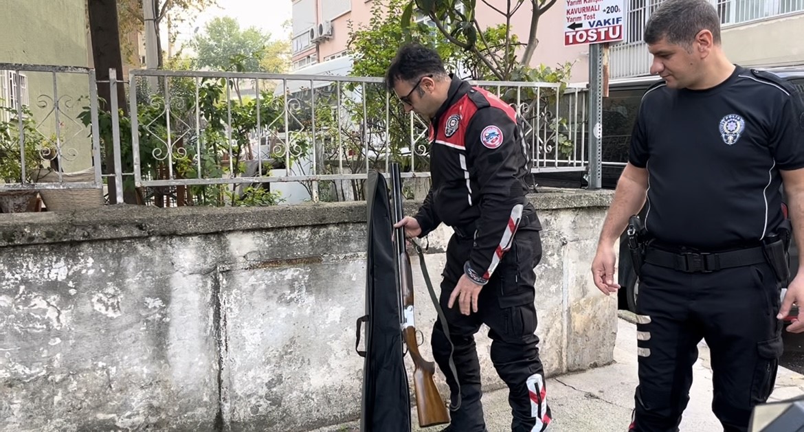  Bursa’da ‘huzur’ uygulamasında bir şüpheliden av tüfeği çıktı
