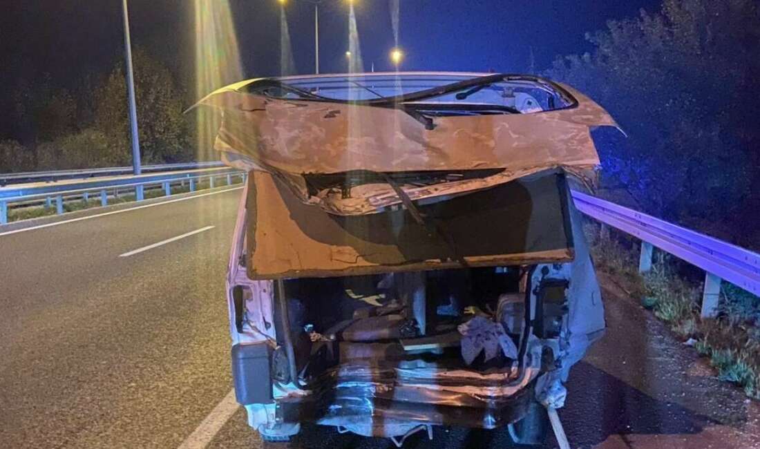 Bursa’da kamyonet hafif ticari araca çarptı: 1 ölü, 4 yaralı Bursa'nın İnegöl ilçesinde meydana