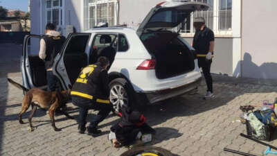 Bursa'nın Gemlik ilçesinde polis ekiplerinin